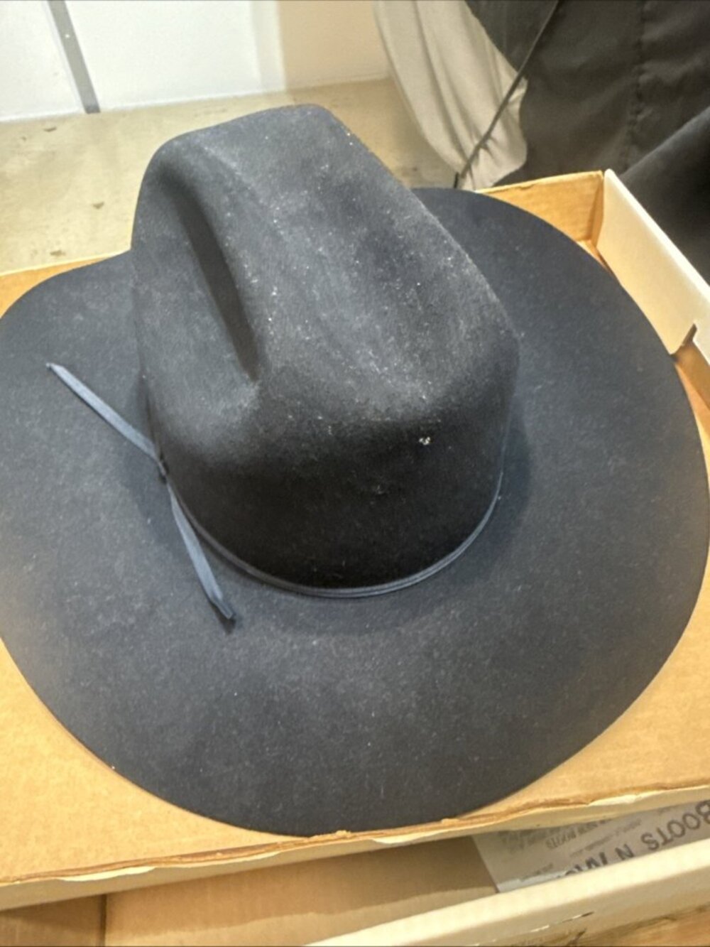 Bailey 2 X Black Western Hat Roper 4 Inch Longhorn 7 3/8 Double X Fur Blend Oval